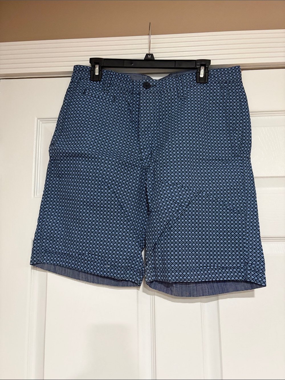 Final sale- NWT Tommy Bahama Men's Blue Patterned REVERSIBLE Shorts